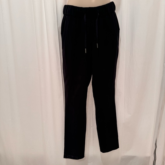 Lululemon On The Fly Pant *Woven 27" - Picture 9 of 11